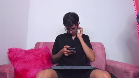 Snapshot of ethan_sai01 chatting on 13, 12, 2024 ETHAN SAI online show from 13, 12, 2024