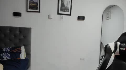 ethan_smitth1 online show from 19, 1, 2025