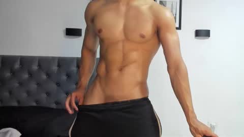 ethan_smitth1 online show from 5, 2, 2025