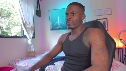 ethan travis online show from 22, 11, 2025