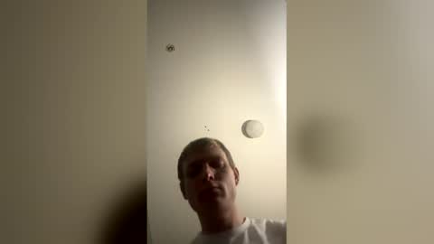 ethanbmx2001 online show from 13, 3, 2026