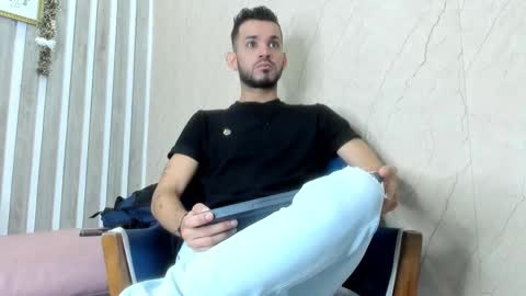 Snapshot of ethangrey_ chatting on 26, 11, 2025 Ethan Grey online show from 26, 11, 2025