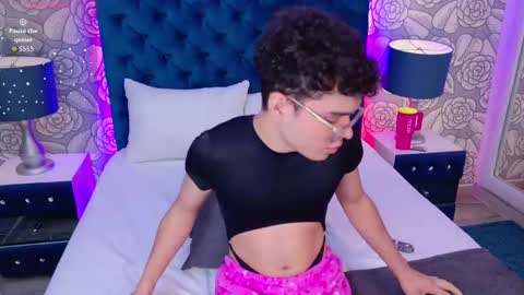 Snapshot of ethanleroyy chatting on 14, 10, 2025 Ethan Leroy online show from 14, 10, 2025