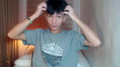 Snapshot of etherealboytoy4hire chatting on 4, 12, 2025 Rey online show from 4, 12, 2025