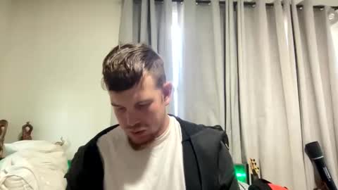 Snapshot of etphonehome369 chatting on 8, 11, 2025 etphonehome369 online show from 8, 11, 2025