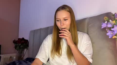 Snapshot of eugenierickel chatting on 26, 5, 2026 Alice online show from 26, 5, 2026