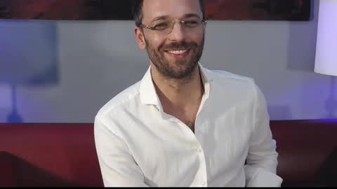 Snapshot of euginehot chatting on 19, 12, 2024 euginehot online show from 19, 12, 2024