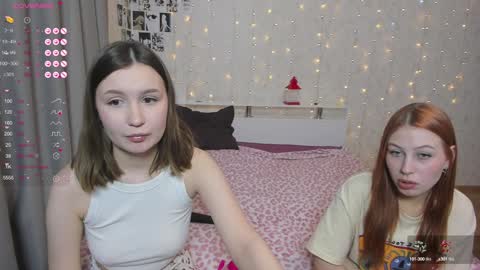 Veronica Tiia Lilith left to right online show from 22, 1, 2025