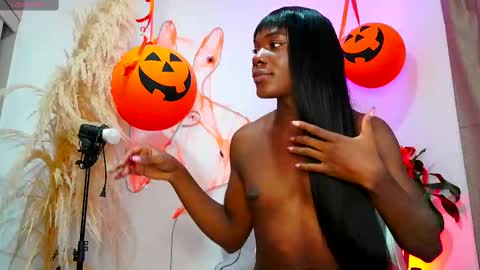 Snapshot of euphoricbunny chatting on 23, 10, 2025 euphoricbunny online show from 23, 10, 2025