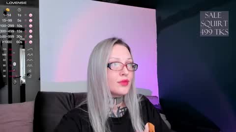 Snapshot of eurusholmes95 chatting on 4, 12, 2025 Alxandra online show from 4, 12, 2025