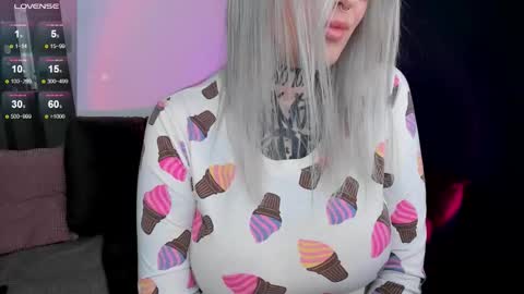 Snapshot of eurusholmes95 chatting on 14, 1, 2026 Alxandra online show from 14, 1, 2026