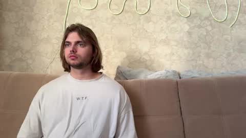 Eva Calvin online show from 4, 2, 2026