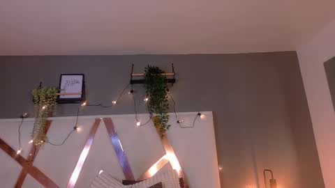 Snapshot of eva_daemon chatting on 9, 10, 2025 EVA DAEMON online show from 9, 10, 2025