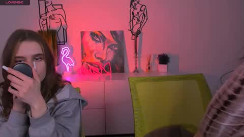 Snapshot of eva_drive chatting on 21, 10, 2025 your dream online show from 21, 10, 2025