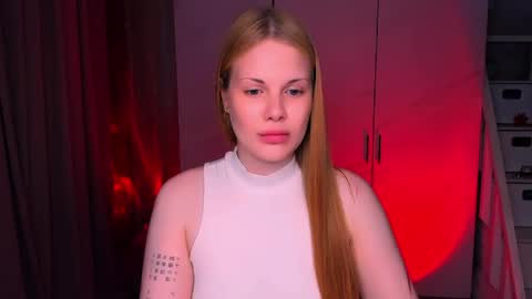 Snapshot of eva_ellis chatting on 4, 6, 2026 Eva online show from 4, 6, 2026
