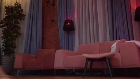 Eva online show from 27, 2, 2025