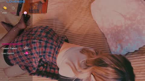 Snapshot of eva_gloss chatting on 10, 12, 2024 Eva online show from 10, 12, 2024