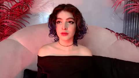 E V A online show from 23, 10, 2025