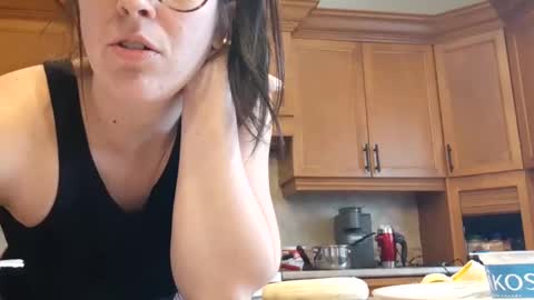 Eva  Jake online show from 10, 3, 2025