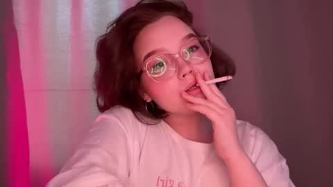 Snapshot of eva_kittenn chatting on 17, 11, 2025 eva_kittenn online show from 17, 11, 2025