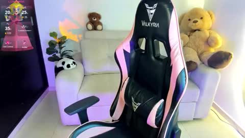 Eva   online show from 8, 11, 2025