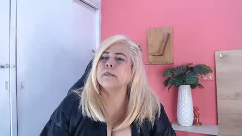 eva_love49 online show from 14, 7, 2026