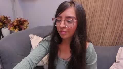 Snapshot of eva_macalliter chatting on 20, 12, 2024 Angelinne online show from 20, 12, 2024