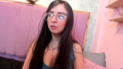 Snapshot of eva_macalliter chatting on 15, 9, 2025 Angelinne online show from 15, 9, 2025