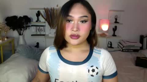 Queen Eva Mazikeen online show from 16, 11, 2025