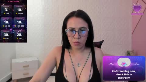 Eva  online show from 30, 5, 2026