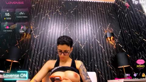 Eva cute online show from 2, 12, 2025