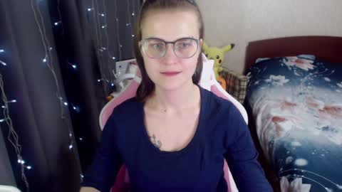 Snapshot of eva_orchid chatting on 6, 1, 2025 Eva online show from 6, 1, 2025