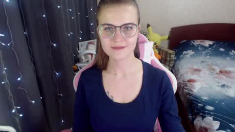 Snapshot of eva_orchid chatting on 10, 1, 2025 Eva online show from 10, 1, 2025