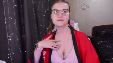 Snapshot of eva_orchid chatting on 21, 2, 2025 Eva online show from 21, 2, 2025