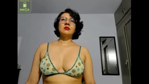 Snapshot of eva_rain01 chatting on 30, 12, 2024 Eva online show from 30, 12, 2024