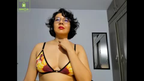 Snapshot of eva_rain01 chatting on 19, 1, 2025 Eva online show from 19, 1, 2025