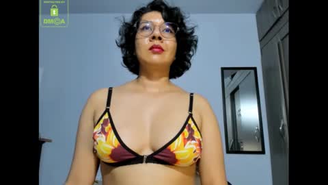 Snapshot of eva_rain01 chatting on 19, 1, 2025 Eva online show from 19, 1, 2025