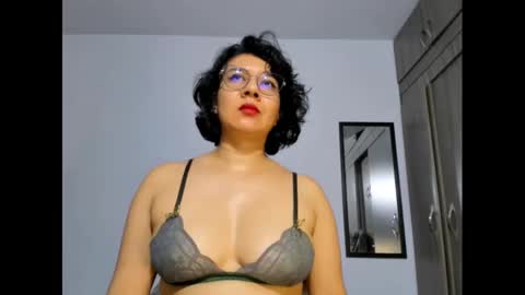 Snapshot of eva_rain01 chatting on 3, 2, 2025 Eva online show from 3, 2, 2025