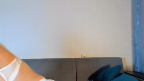 Snapshot of eva_re chatting on 5, 10, 2025 Eva online show from 5, 10, 2025