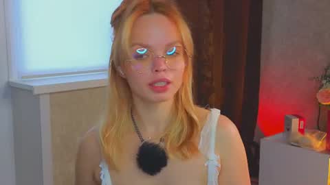 Hi there i am Eva and i wish create a nice community with you so join my Ticket Show for more pleasure online show from 28, 6, 2026