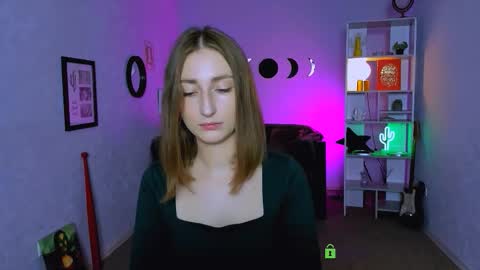 Snapshot of eva_smiith_ chatting on 7, 10, 2025 Eva online show from 7, 10, 2025