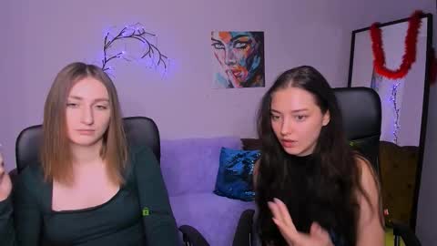 Snapshot of eva_smiith_ chatting on 18, 11, 2025 Eva online show from 18, 11, 2025