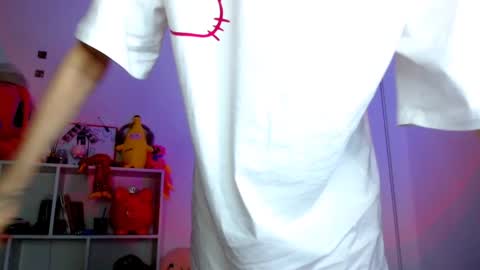 Snapshot of evaa_coy chatting on 28, 12, 2024 Eva online show from 28, 12, 2024