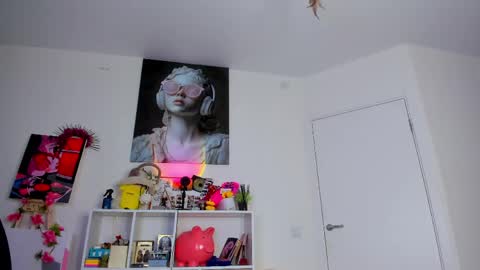Eva online show from 25, 5, 2026