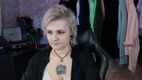 Eva Brownie online show from 31, 1, 2025