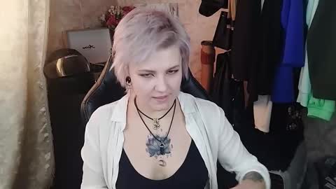 Eva Brownie online show from 18, 2, 2025