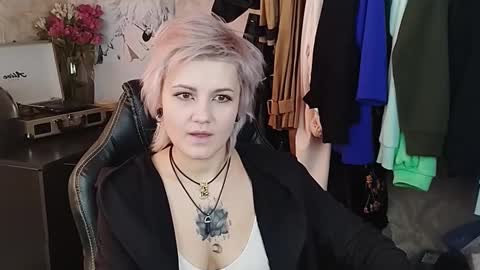 Eva Brownie online show from 19, 2, 2025