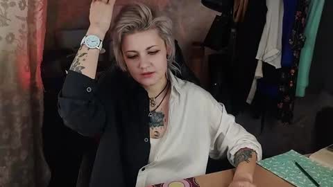 Eva Brownie online show from 7, 3, 2025