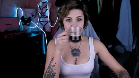 Eva Brownie online show from 21, 10, 2025