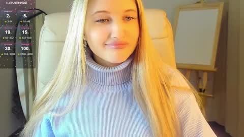 Snapshot of evacadooo chatting on 4, 1, 2025 Eva online show from 4, 1, 2025